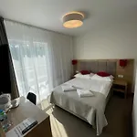 Roma Przy Wyciagu Na Szrenice