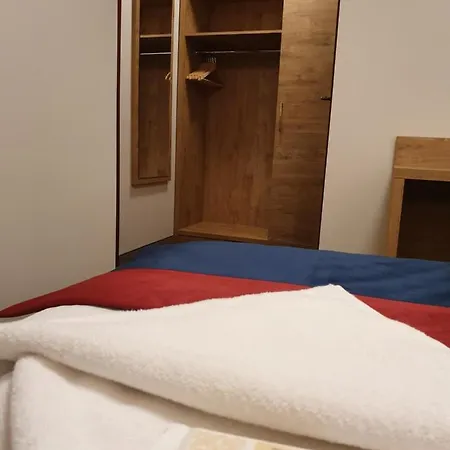 Roma Przy Wyciagu Na Szrenice Habitación en casa particular *