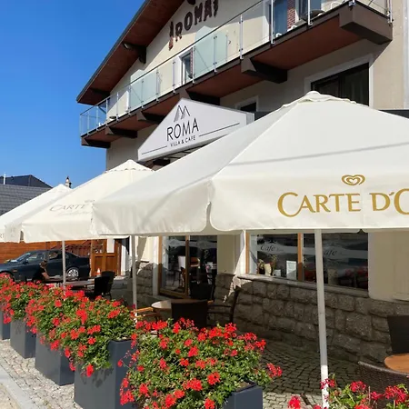 Roma Przy Wyciagu Na Szrenice * Sklářská Poruba